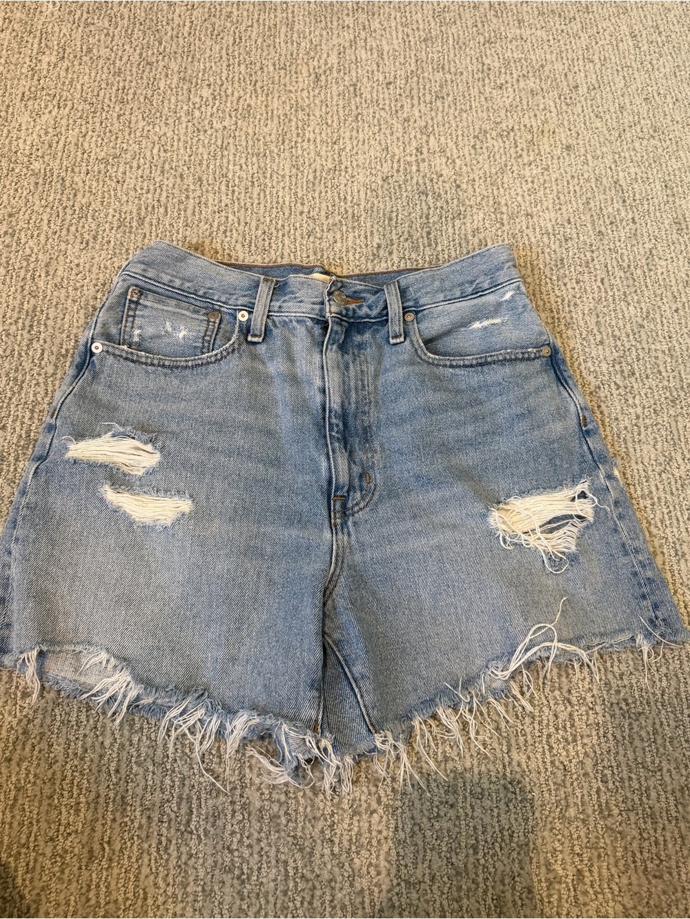 Madewell The Momjean Short. Size 27.